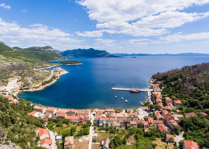 Jasenka Nyaraló Trstenik