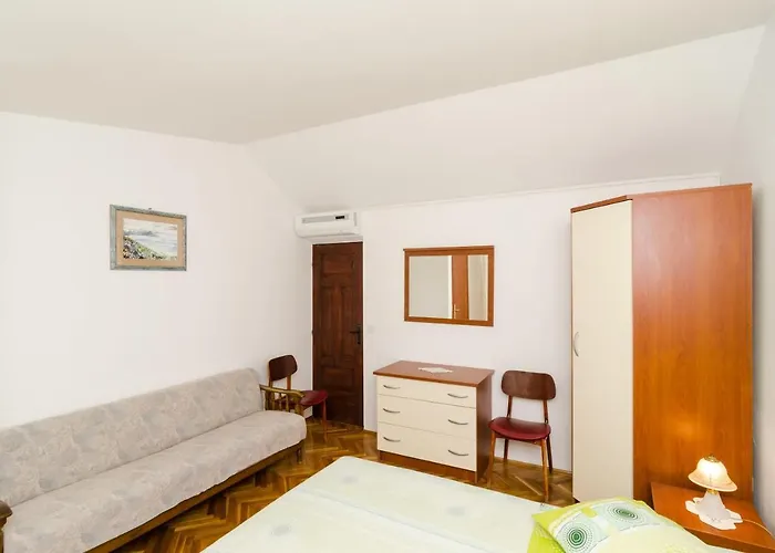 Nyaraló Jasenka Trstenik